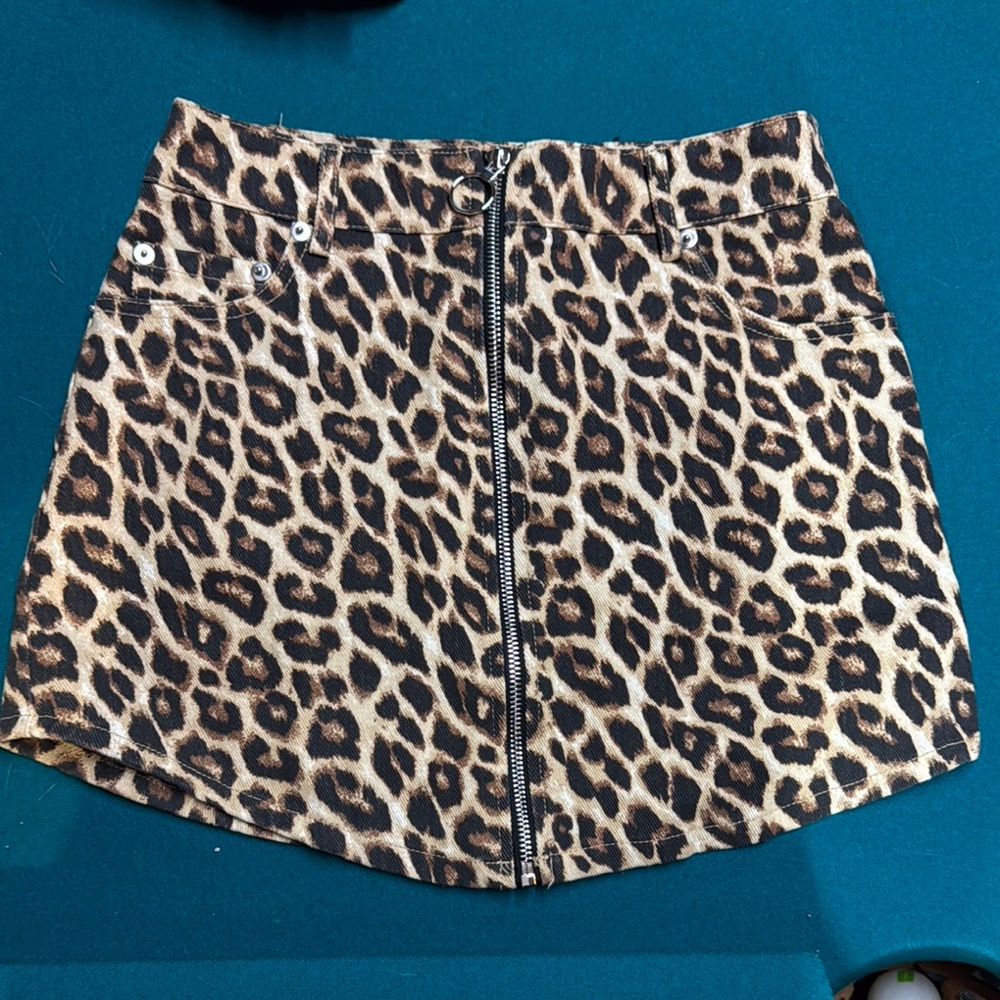 Forever 21 Leopard Print Skater Skirt